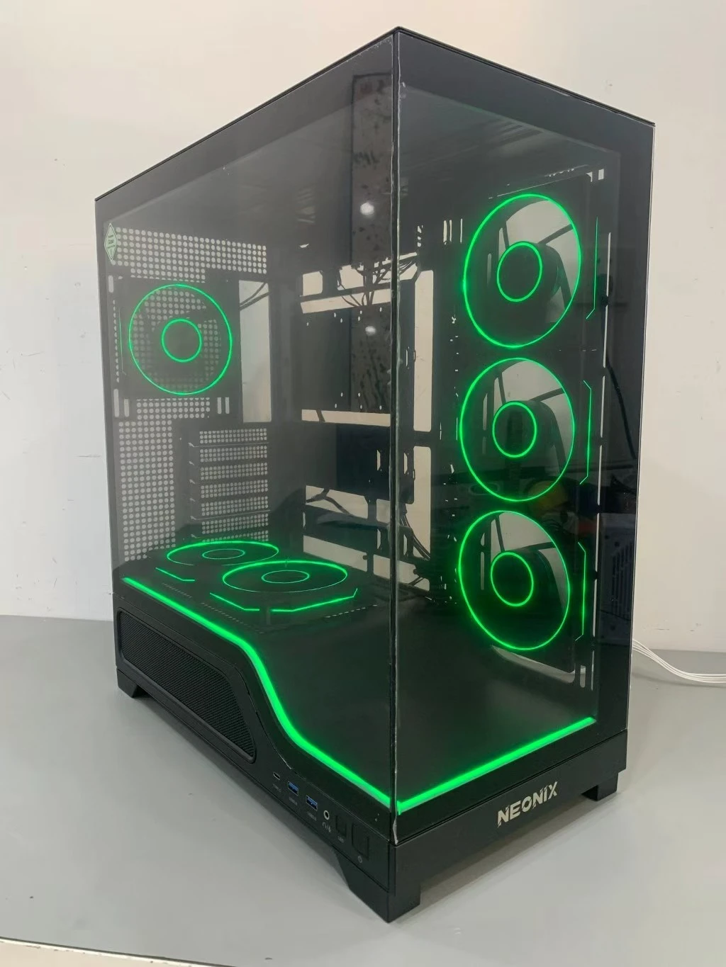 Boitier NEONIX – CRYSTAL NOIR 4 FAN ARGB HUB ARGB A – Image 3